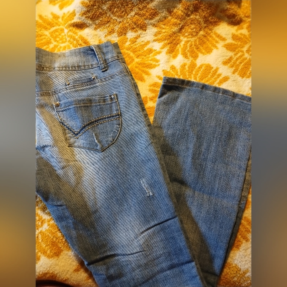 Stylish Wurl Jeans Size 9 Length 30.5